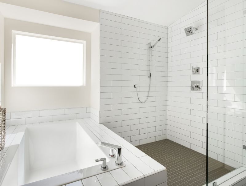 Signs It’s Time To Replace Your Bathtub Or Shower
